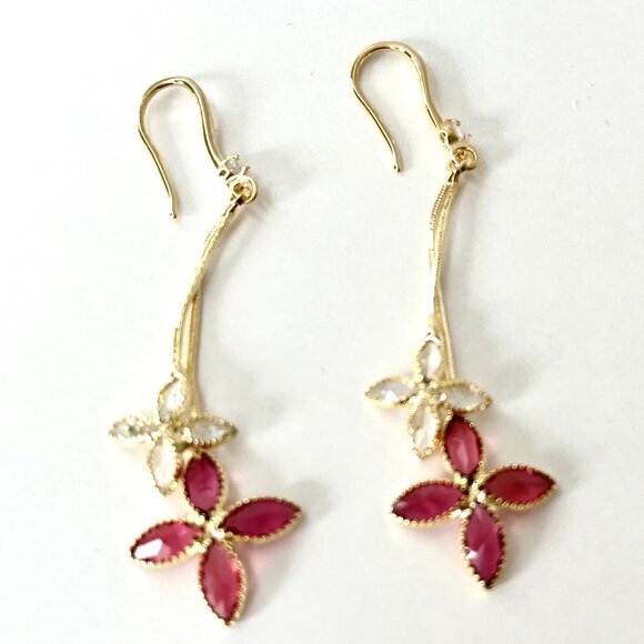 Dangle Earrings Gold Tone White and Pink Stones Floral Pattern Jewelry - Picture 2 of 4